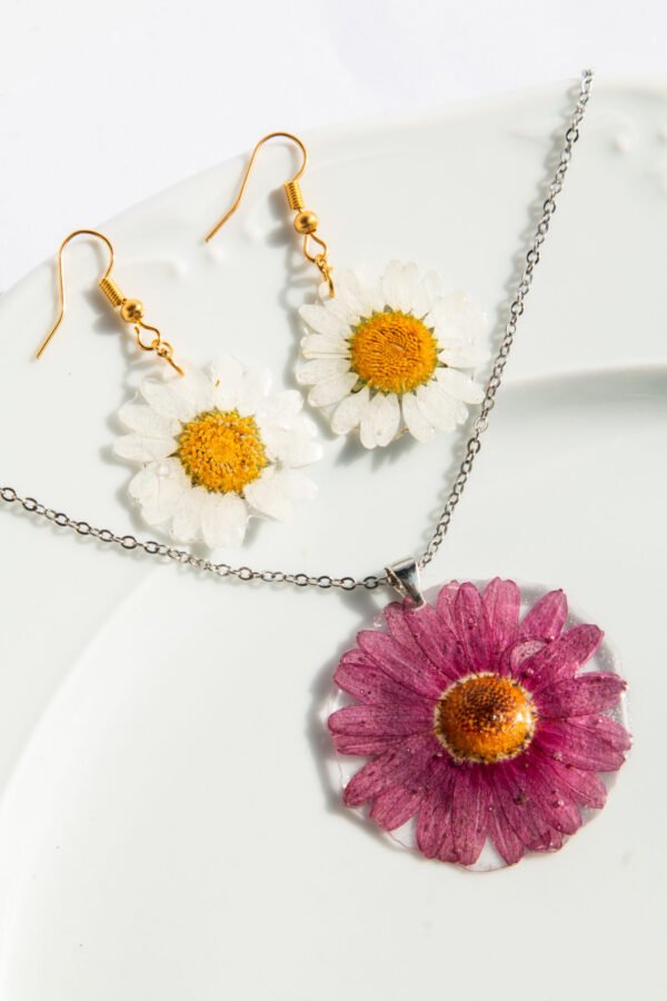 Jazmin Bogionne Margaret